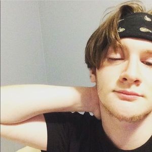 Meet your Posher, Dillon